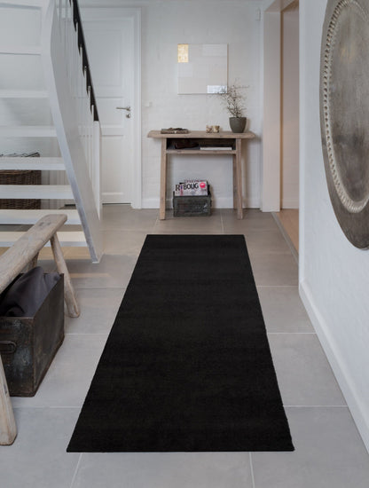 TÆPPE/MÅTTE 90 x 200 CM - UNI COLOR/SORT - Tica Copenhagen - DesignGaragen.dk