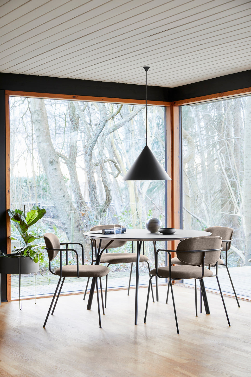 Mesa de jantar Tree (120 cm) - Preto/Preto