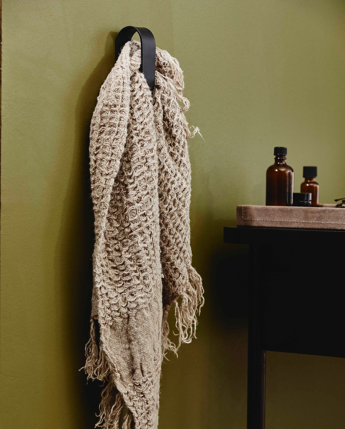 Sotra Towel Suport em aço inoxidável - H10,5 cm - preto