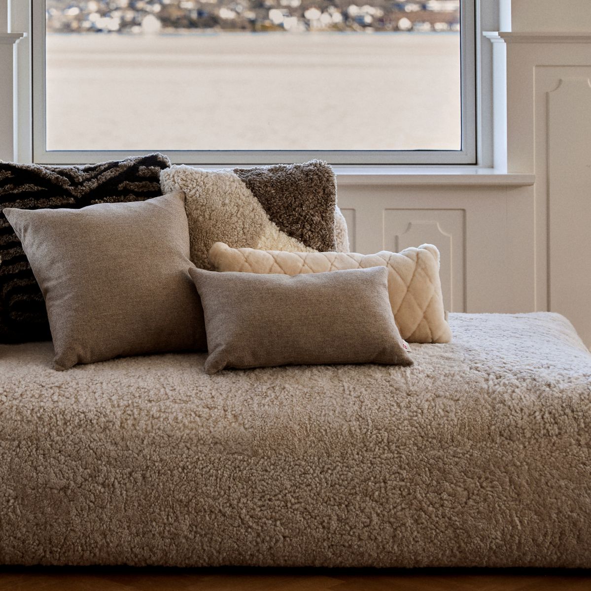 Coleção Clássica | Almofada de lã | Dupla Face | 52x52cm | 34x52cm