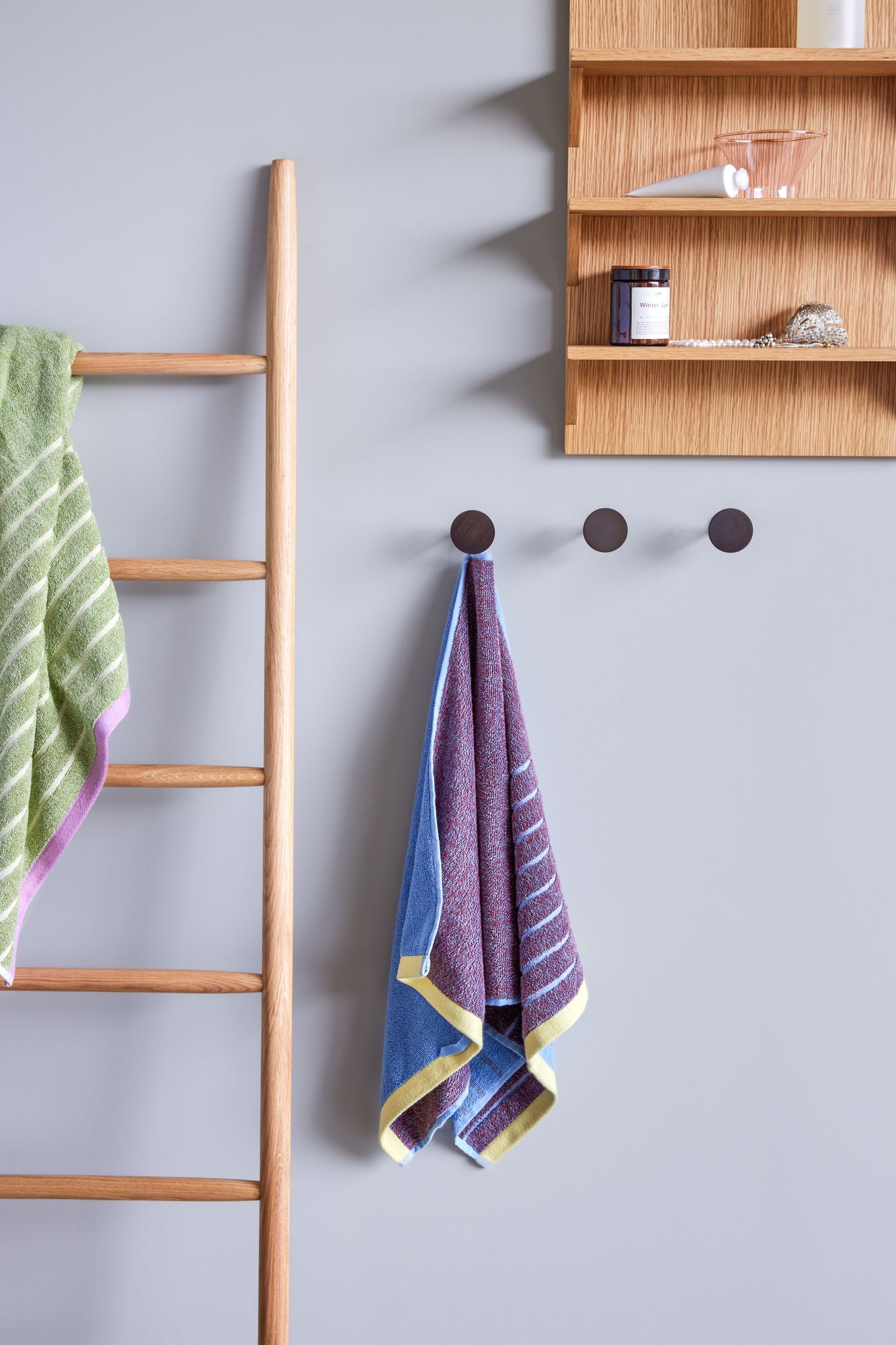 Hübsch Promenade Toalha Grande roxo/azul