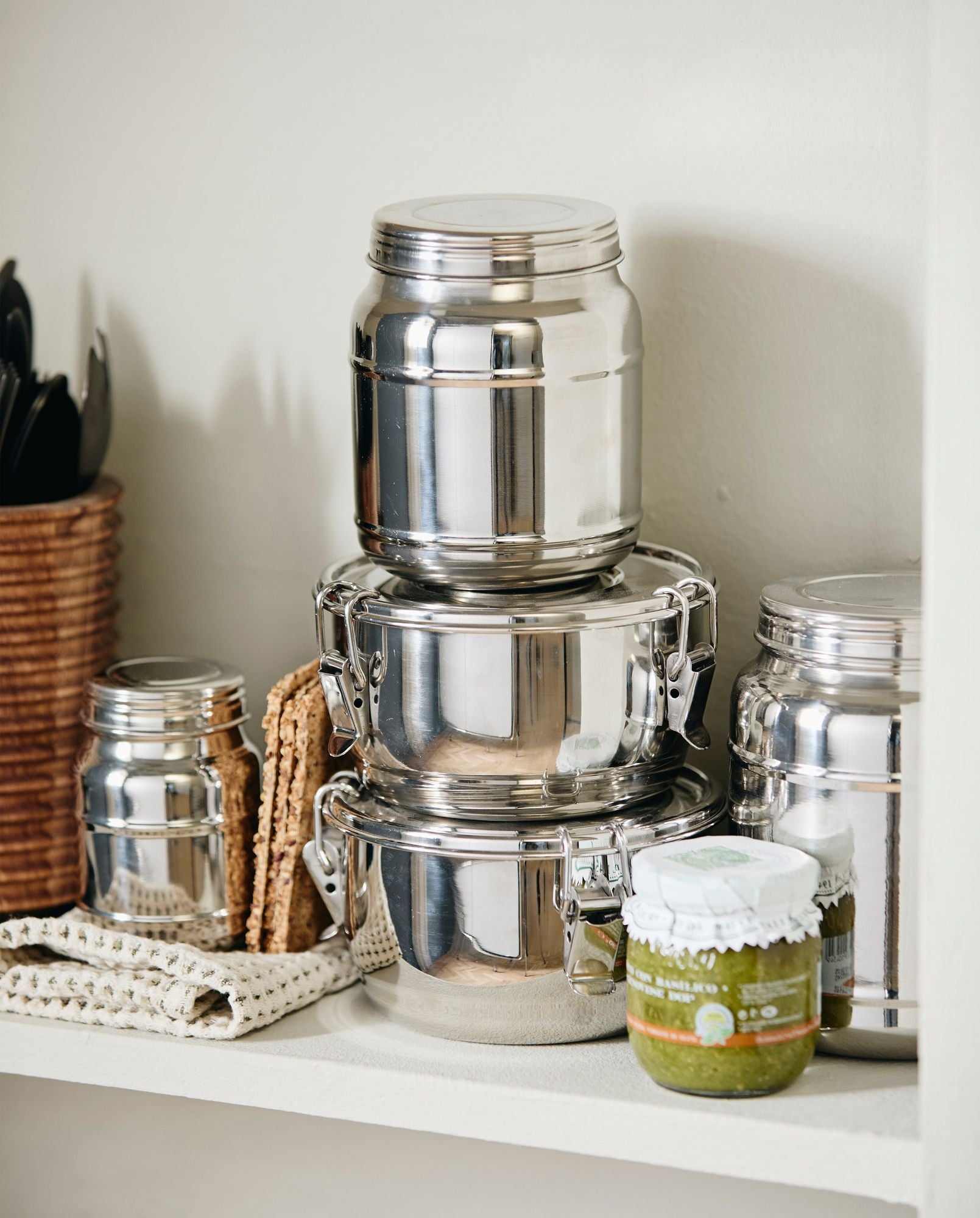 Lata de armazenamento CANI em aço inoxidável com tampa - 1100 ml