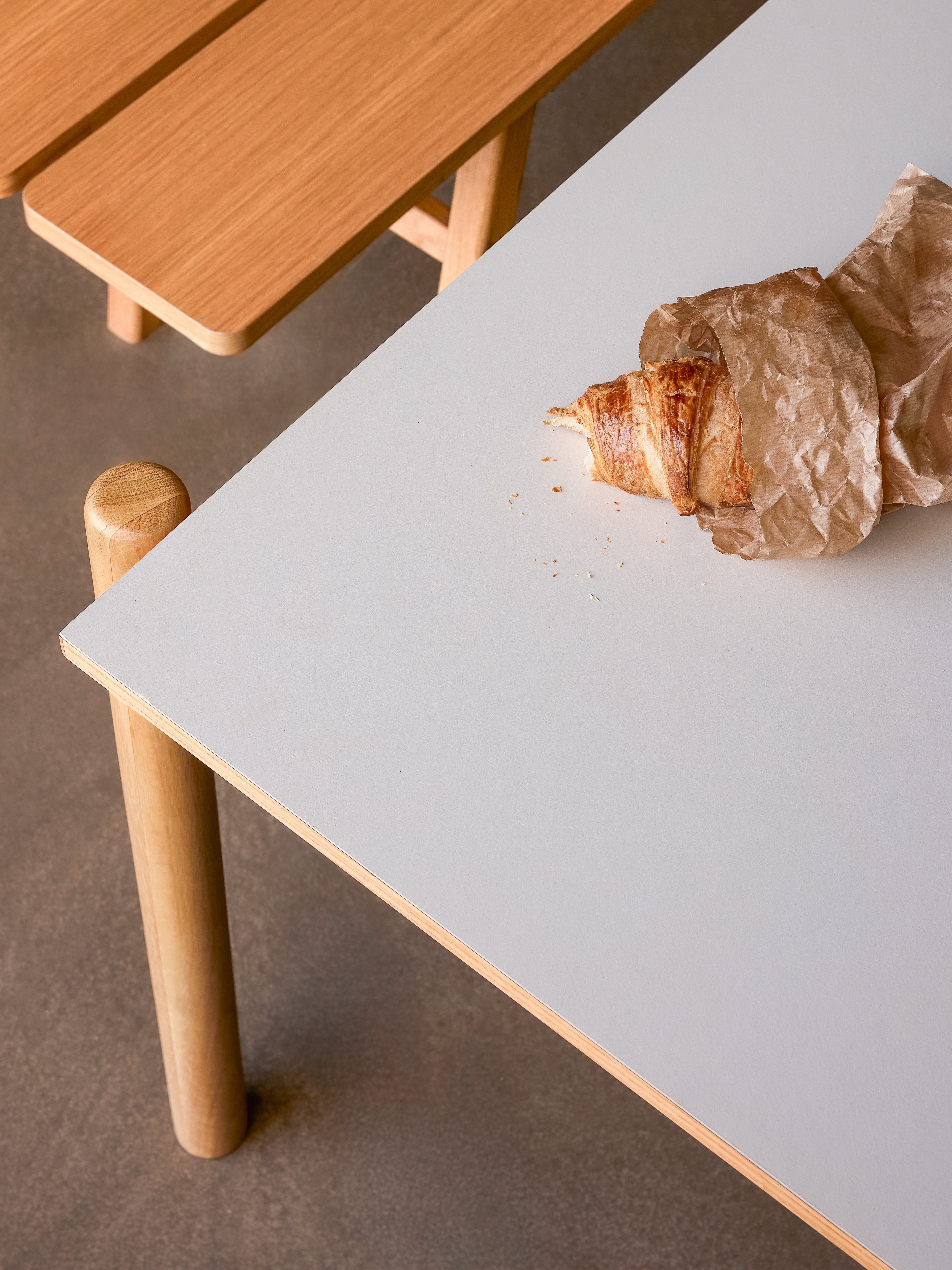 Mesa de Jantar Oblíqua Retangular Cinza - 190x107xh75cm