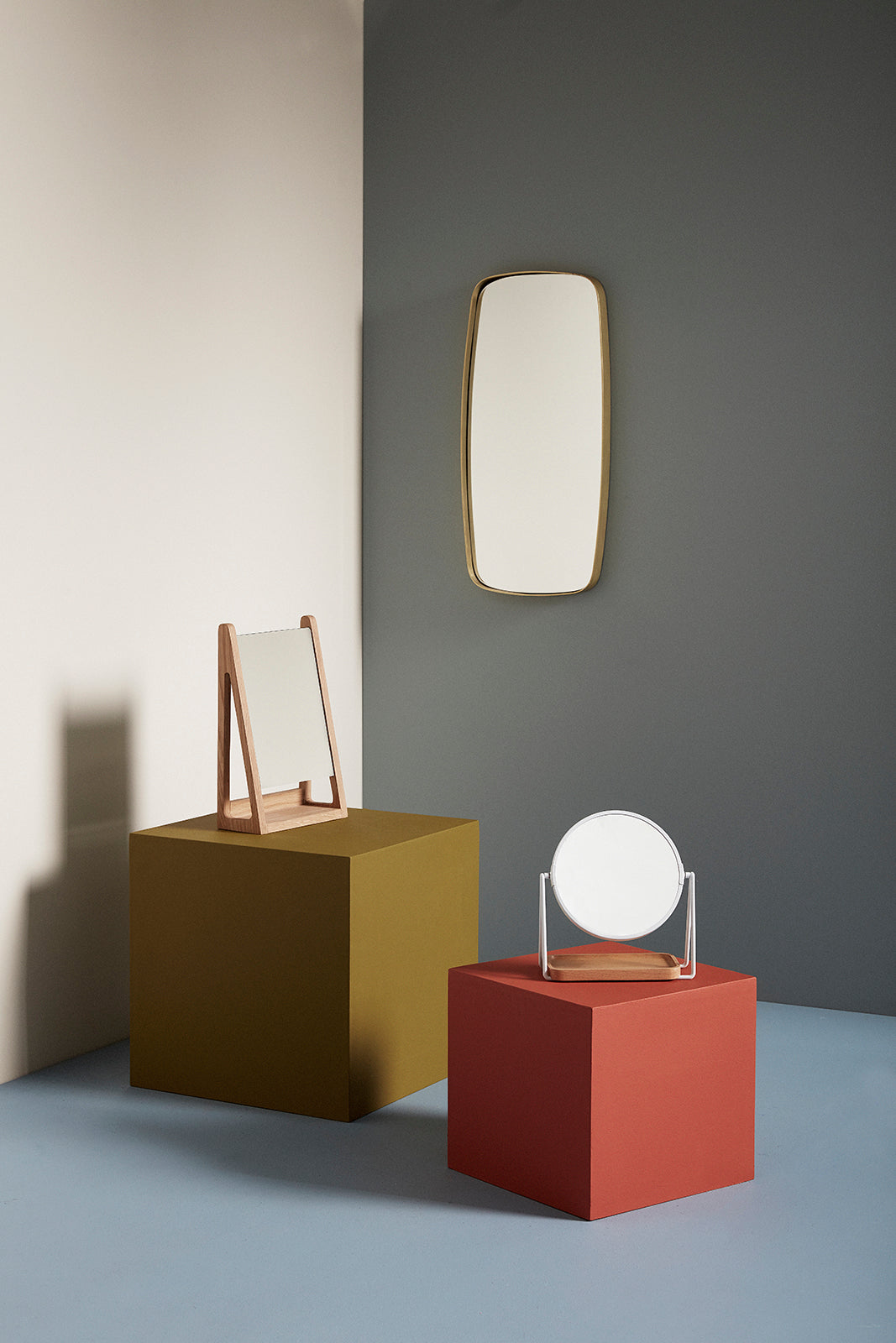 Retro Mirror Mirror Retangular Brass Color - 29x2xh59cm