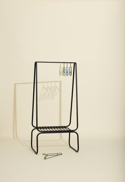 Aplique rack de roupas pequeno preto - 60x72xh157cm