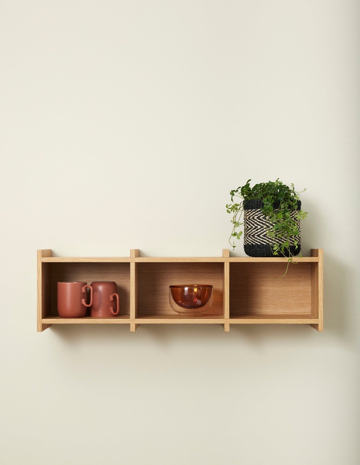 Curva cruzada CRISS Black/Nature (conjunto de 2) - Ø16xh16, Ø22xh20cm