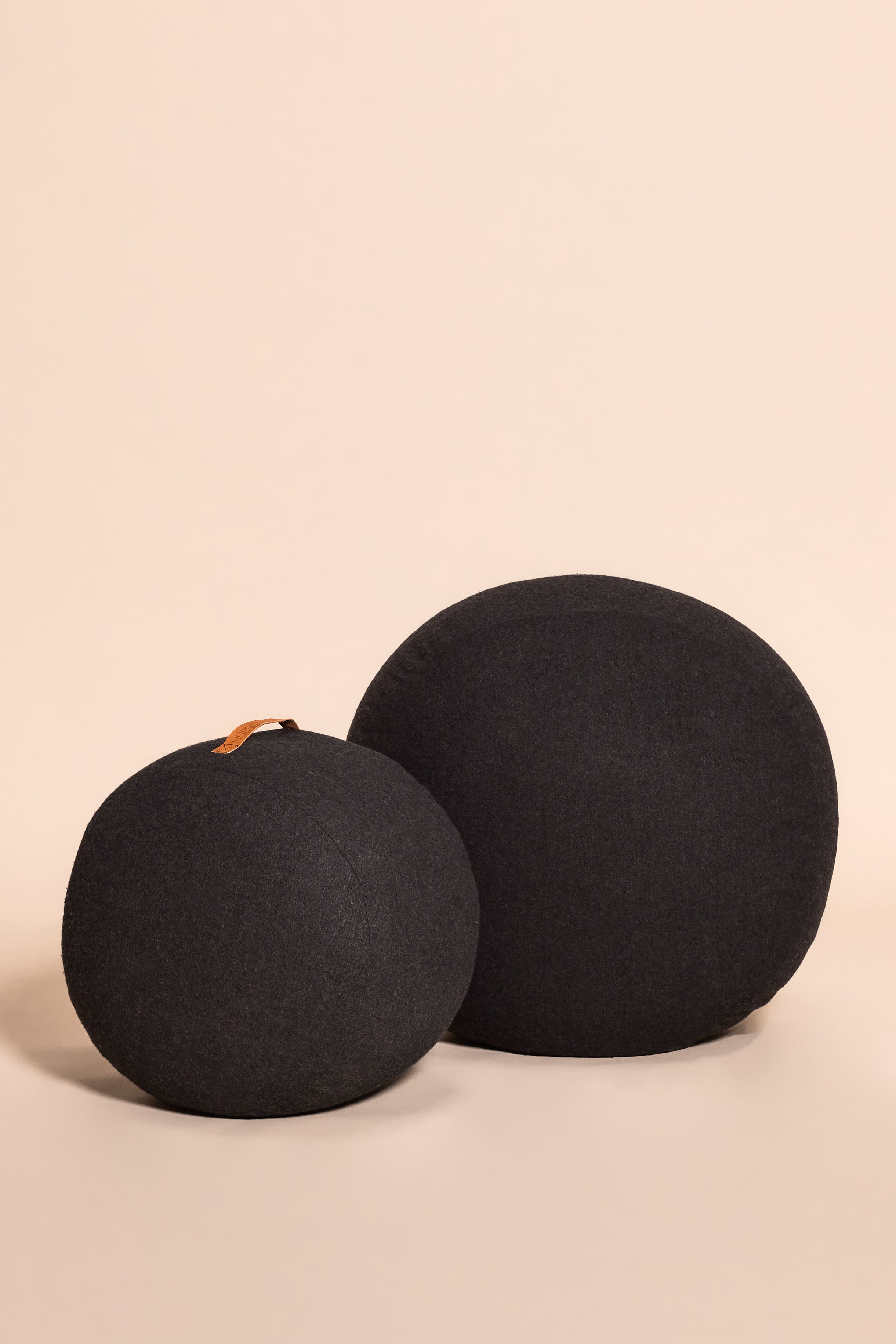 Mochi puf Ø70 cinza escuro - Ø75xh35cm