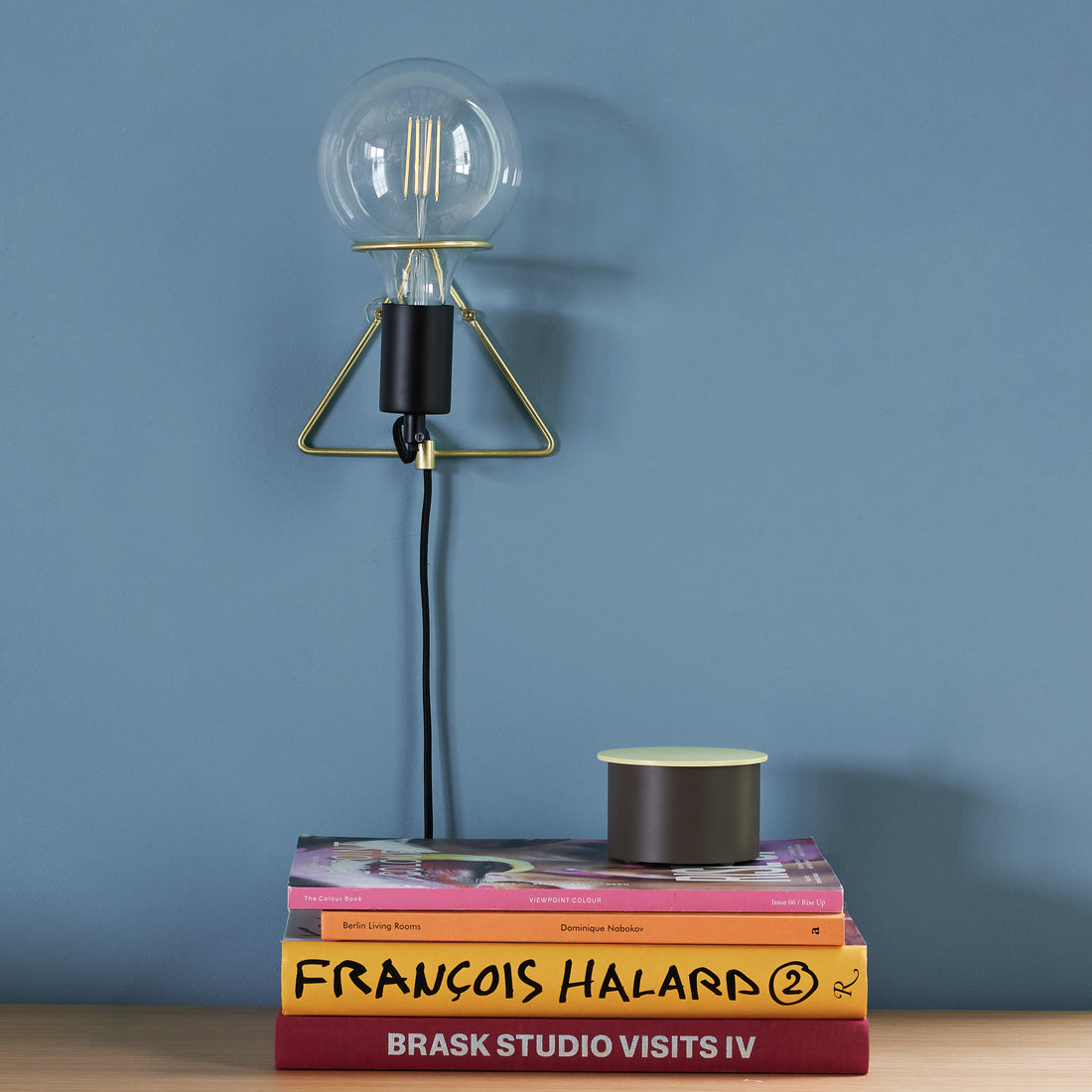 Lâmpada de parede Eureka cor de latão/preto - 14x15xh15cm, e27/40w