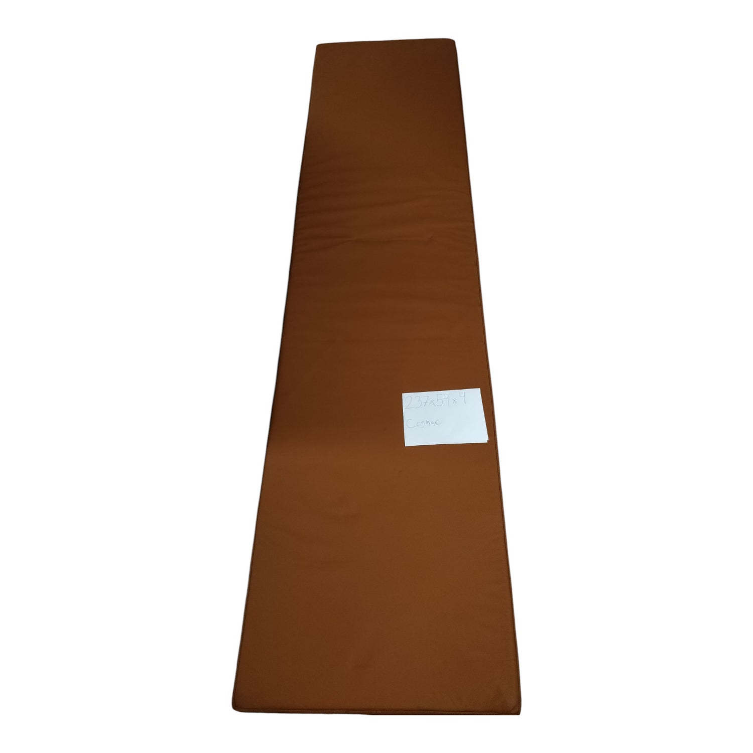 Lote residual - 237x59x4 cm em couro conhaque