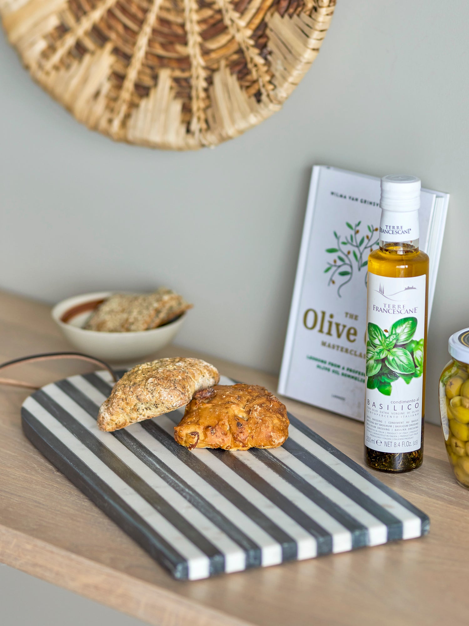 Illuna Cutting Board, preto, mármore