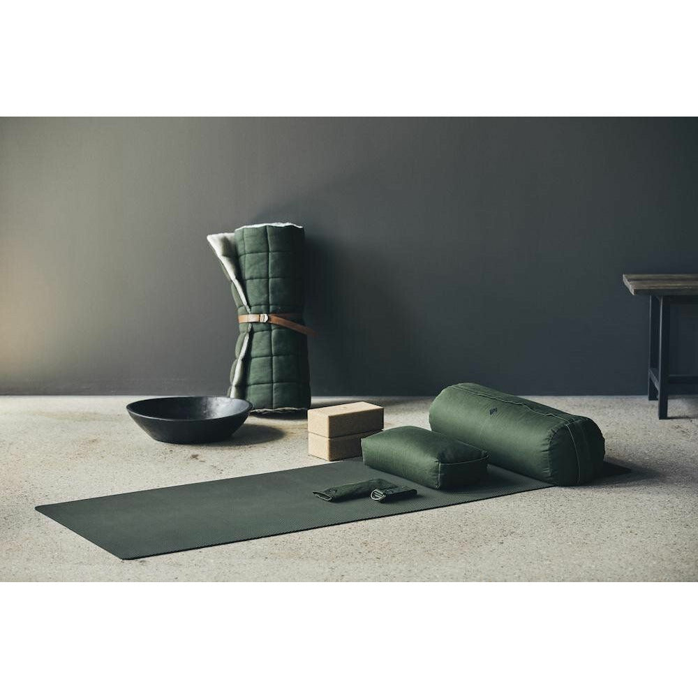 Tapete Nordal YIN YOGA com pulseira de couro - 65x195 cm - verde escuro