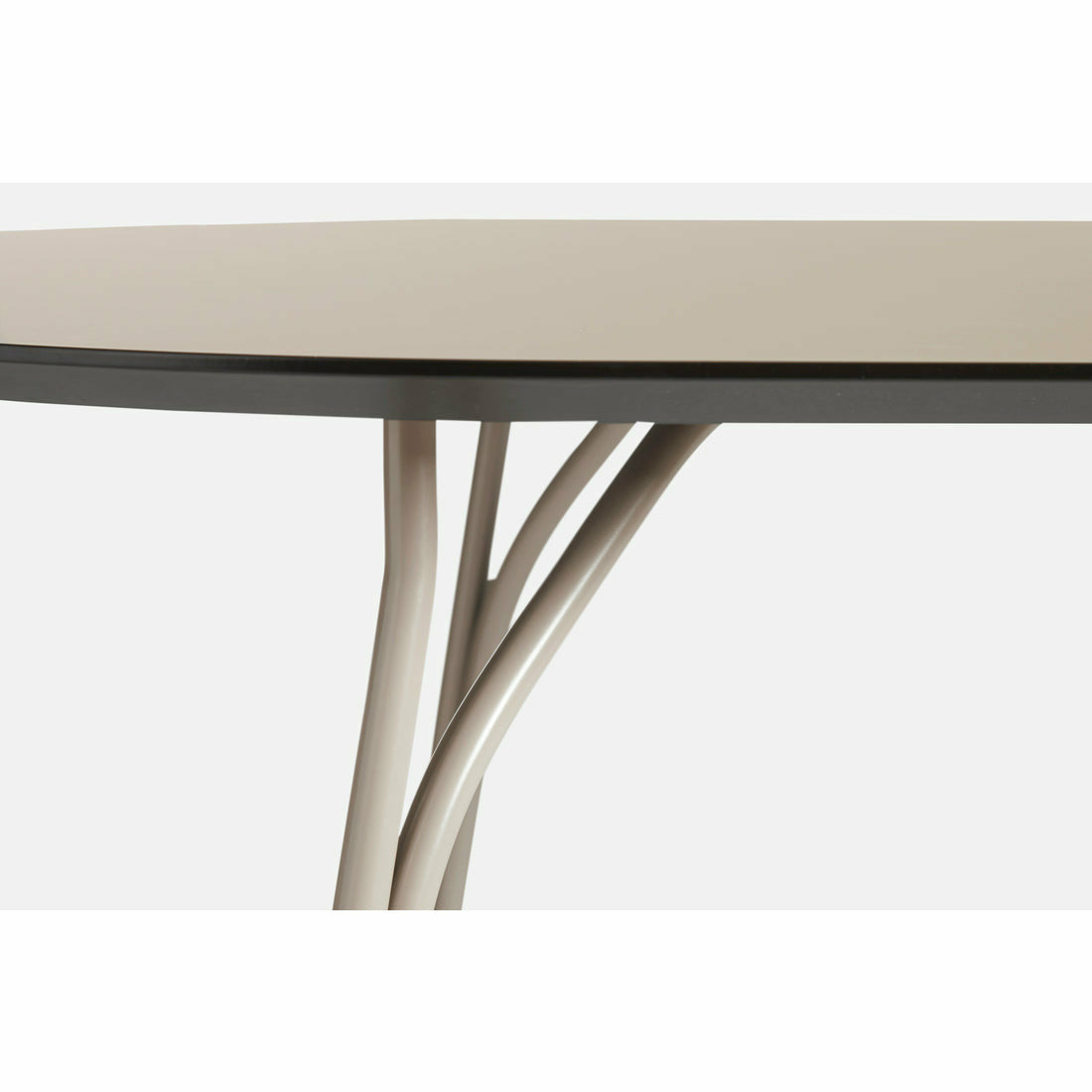 WOUD - Tree dining table (220 cm) - Beige/beige - WOUD - DesignGaragen.dk