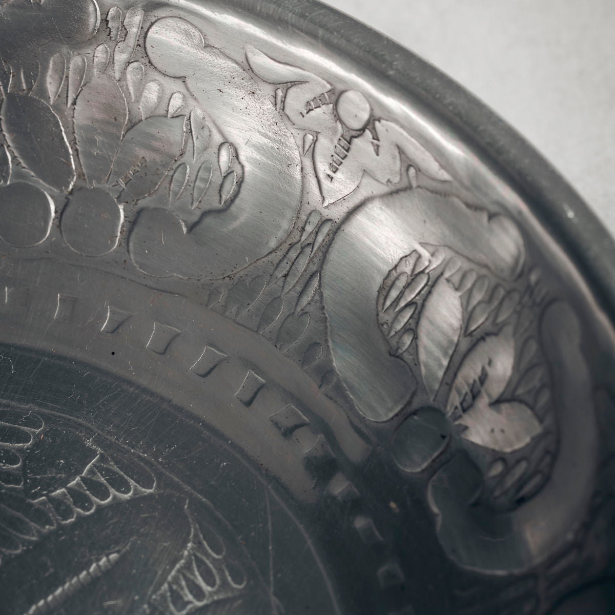 Médico da casa - Bakke, Tura, prata antiga - H: 3 cm, dia: 15 cm