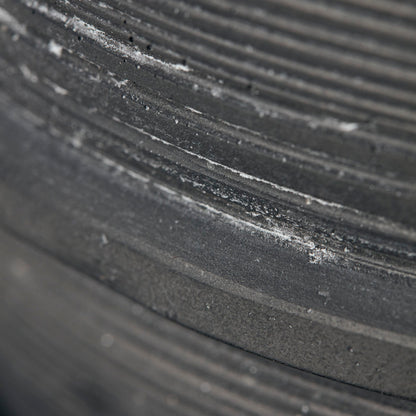 Médico da casa - Pote de ervas, terra, concreto - H: 16 cm, dia: 14 cm