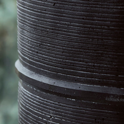 Médico da casa - Pote de ervas, terra, concreto - H: 28 cm, dia: 28 cm