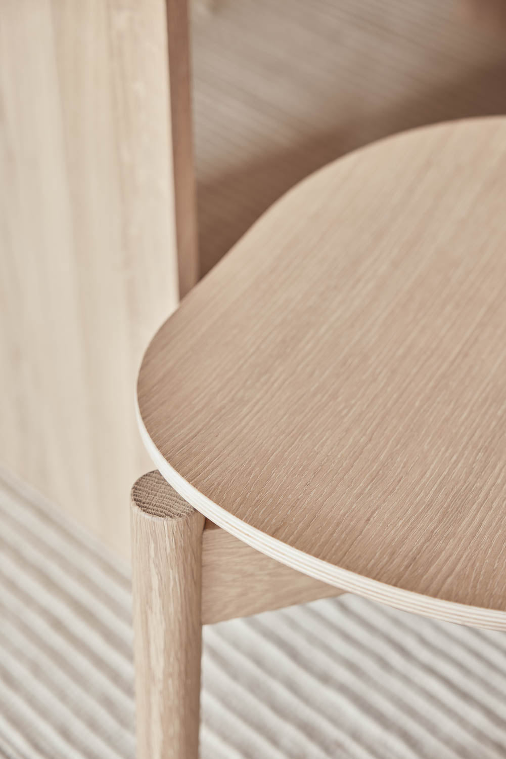 Oyoy Living Oy Dining Table Chair