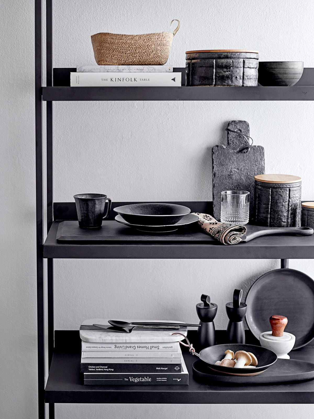 Bloomingville Okai servindo gordo, preto, acacie