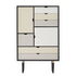 Andersen Furniture S5 opbevaringsmøbel i sort med flerfarvet front - B83xD43xH132 cm - DesignGaragen.dk.