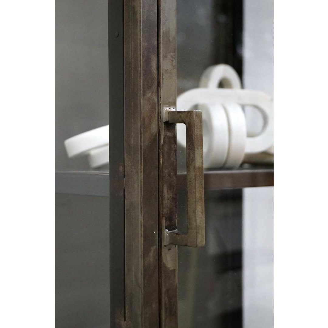 Armário expositor Living Connery de marca registada com uma porta
