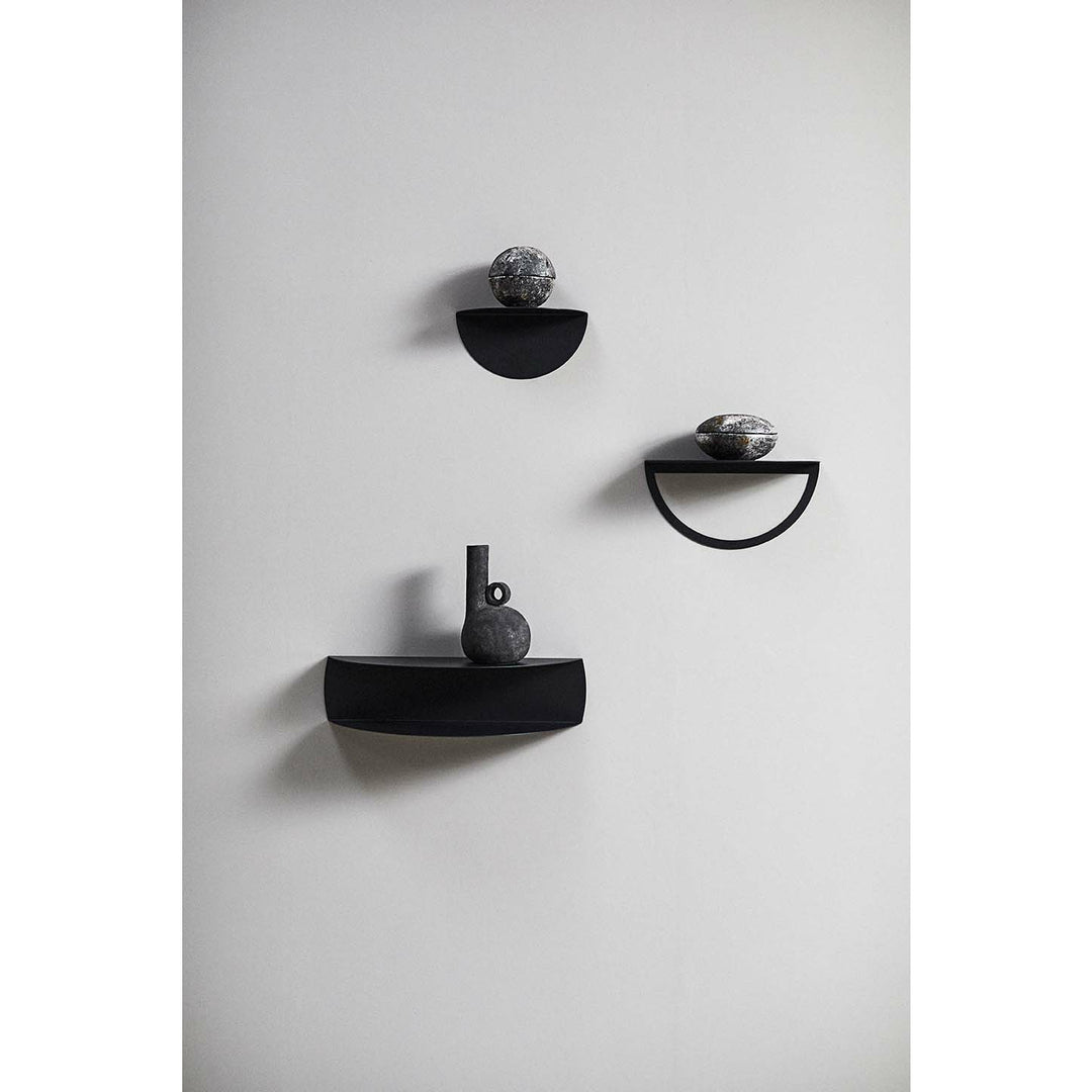 Muubs Hylde Gravity L - Sort - Jern 2 mm - W: 40 H: 20 D: 20 cm - DesignGaragen.dk.