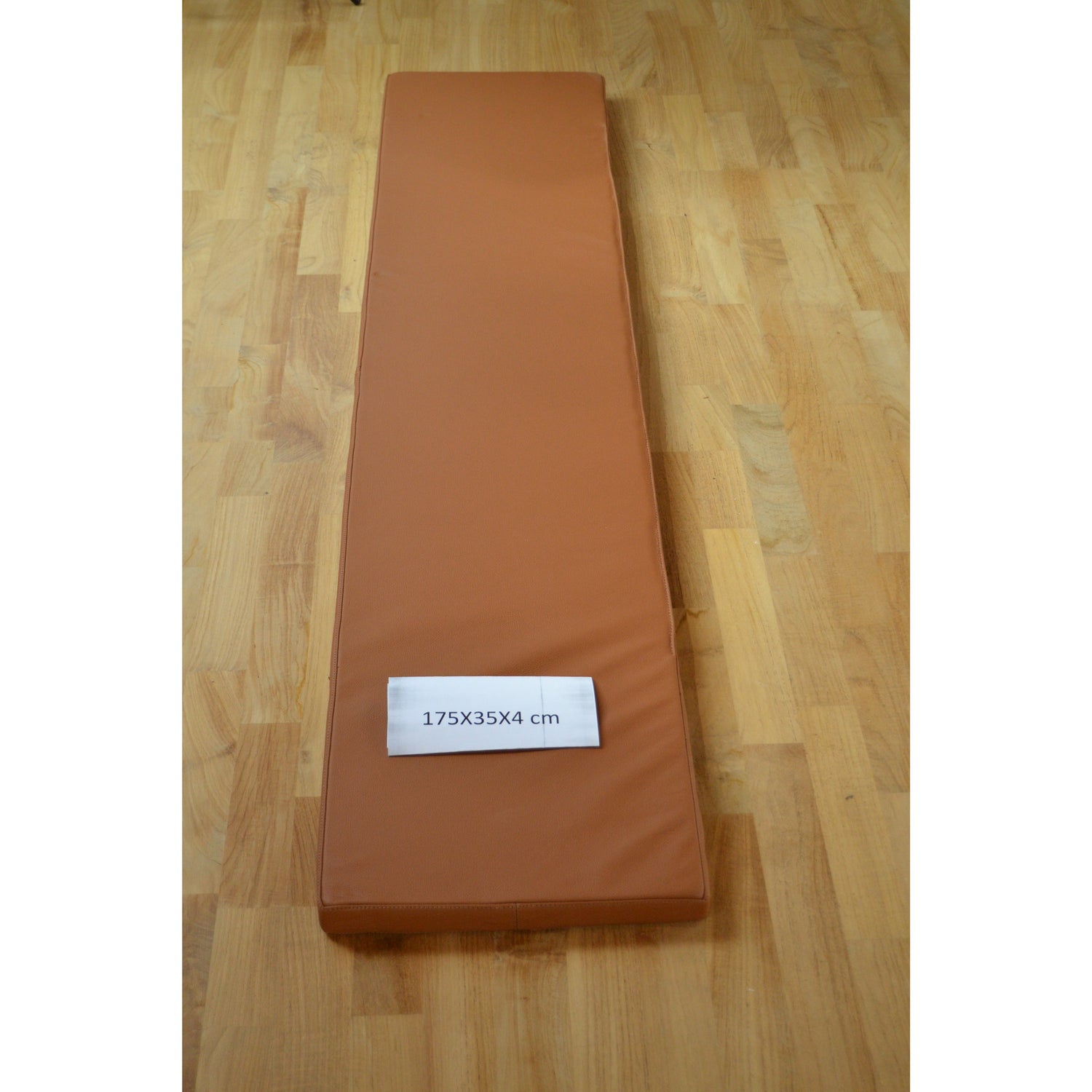 Almofada em couro Cognac 175x35x4 cm