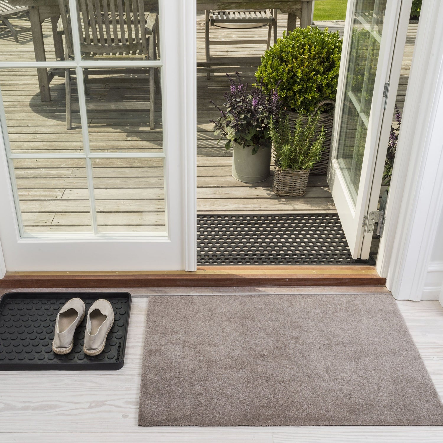 GULVMÅTTE 60 x 90 cm - UNI COLOUR/SAND - Tica Copenhagen - DesignGaragen.dk