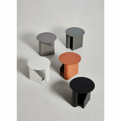WOUD - Sentrum side table - Burnt orange - WOUD - DesignGaragen.dk