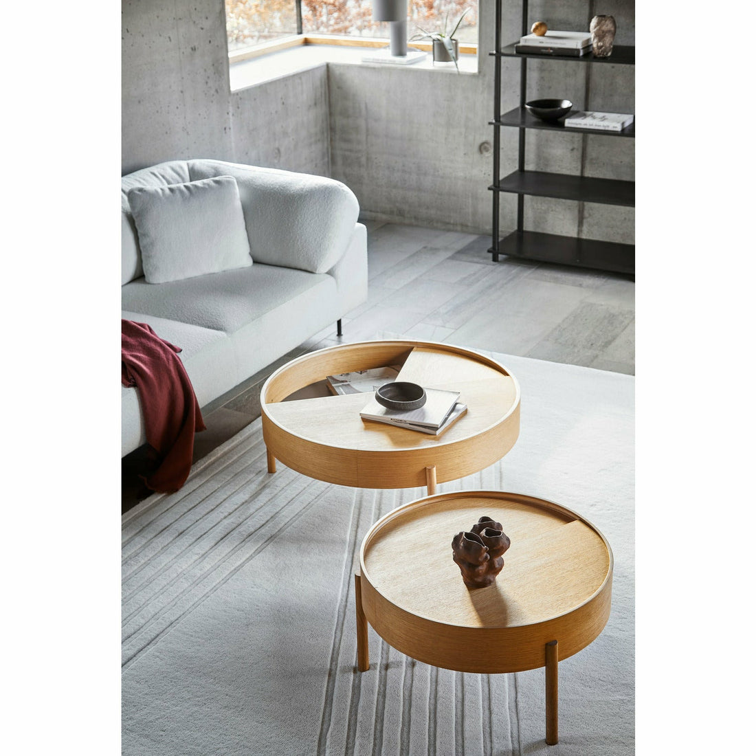 WOUD - Arc coffee table (89 cm) - Oiled oak - WOUD - DesignGaragen.dk