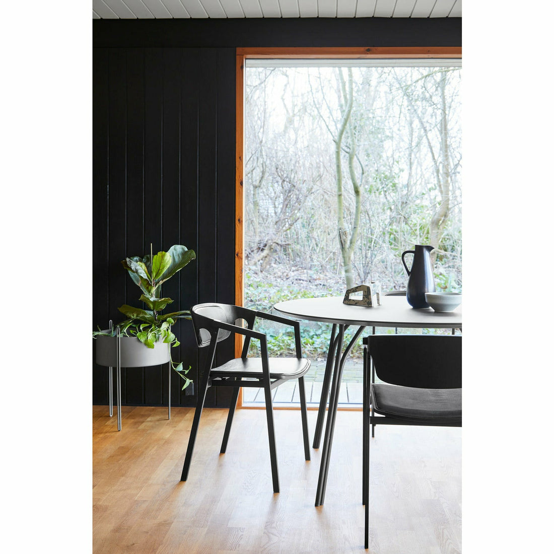 Woud - S.A.C. cadeira de jantar com couro preto