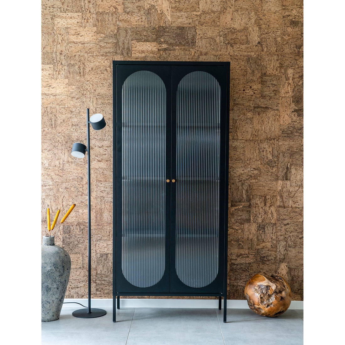 House Nordic - Adelaide - Gabinete de exibição em preto com porta de vidro rifled 35x80x180 cm - 1 - PCS