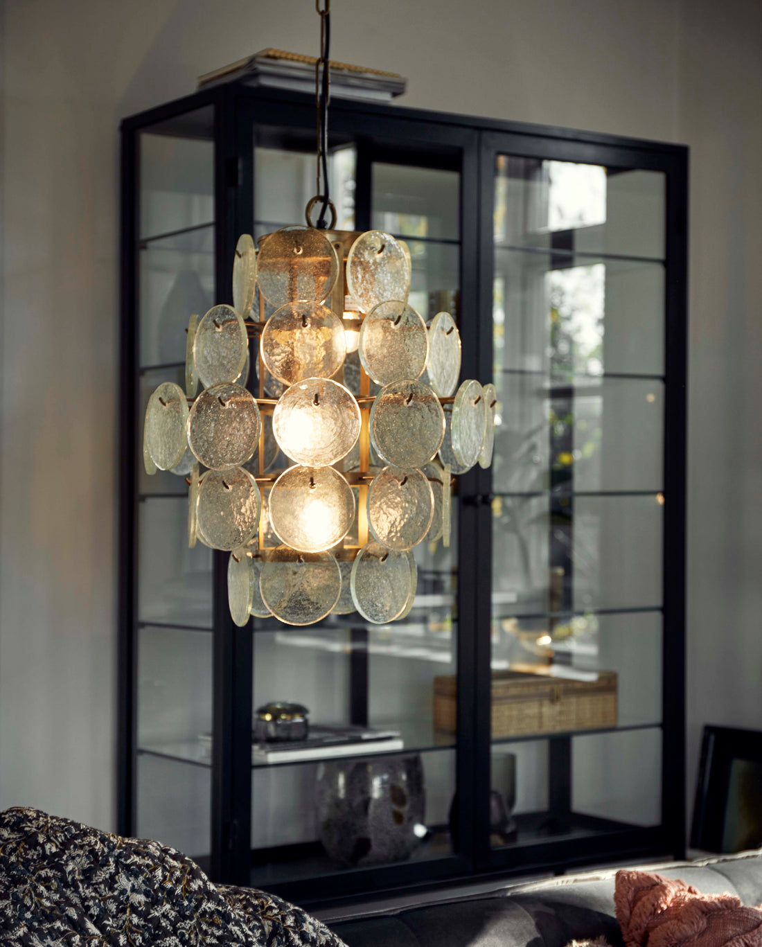 Pendente de ferro dourado e vidro transparente - H50 cm