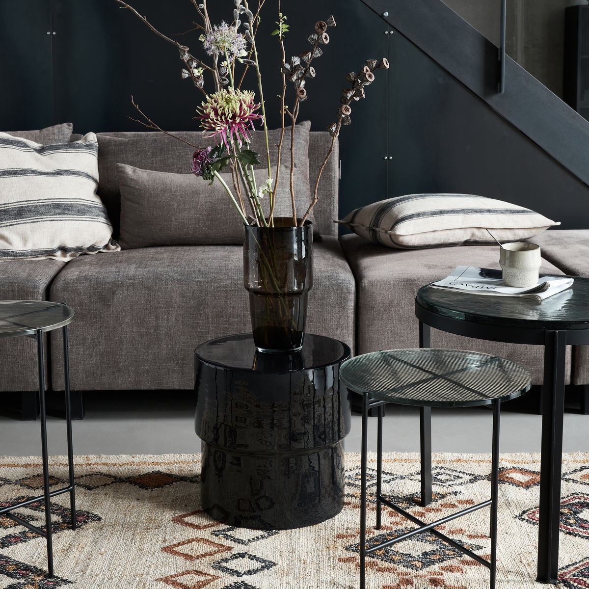 Médico da casa - mesa lateral, nivo, preto